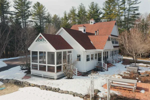 $1,995,000 | 402 Bay Road, Durham, NH 03824