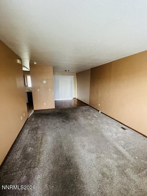 841 West Center Street Fallon, NV 89406 - Photo 5 of 10 IMG_6595