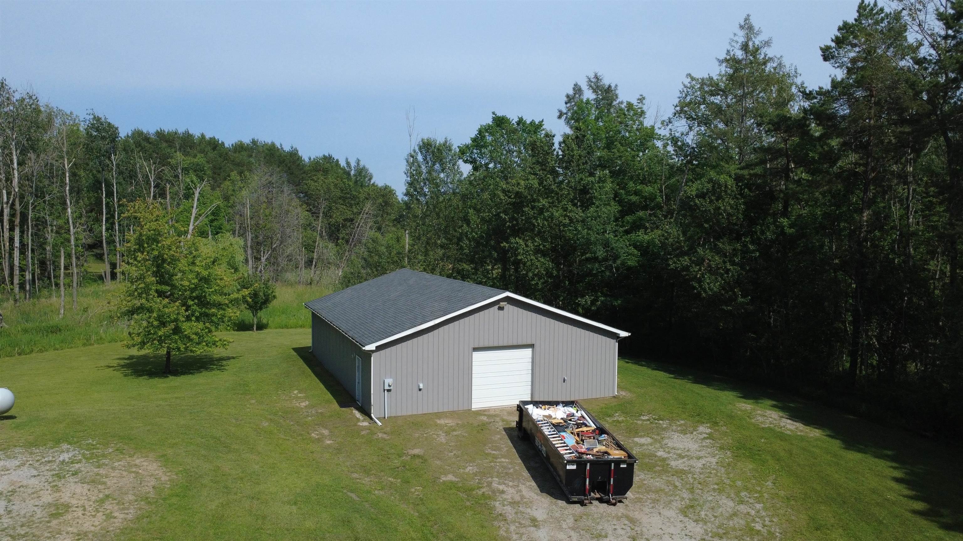 1265 South Dow Road West Branch, MI 48661 - Photo 3 of 55 1947359-095528b5-09e1-4e89-8fed-e03c17ee38bb.JPG