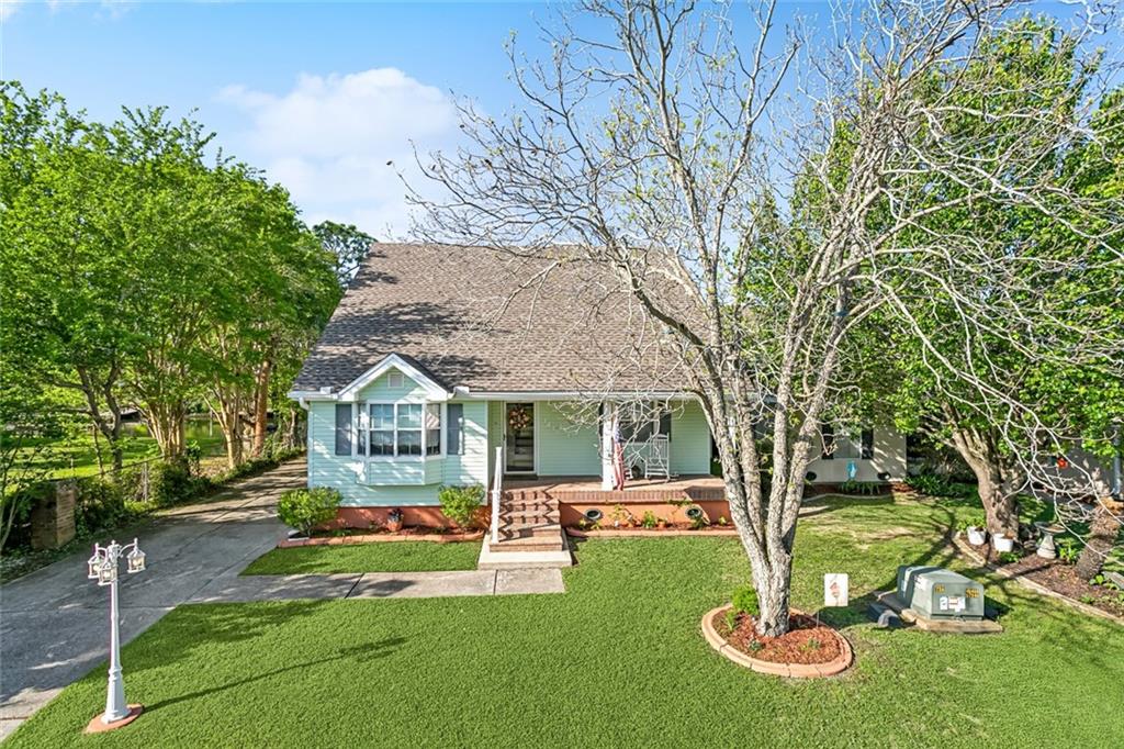 141 Eden Isles Boulevard Slidell, LA 70458 - Photo 3 of 43