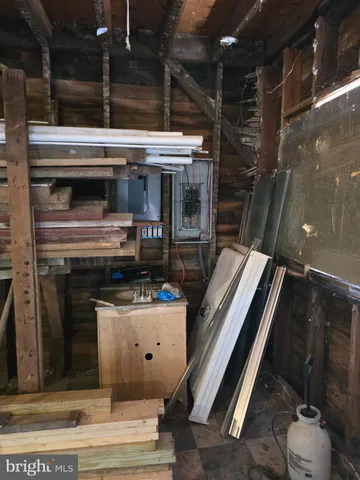 a close view of sink and tap