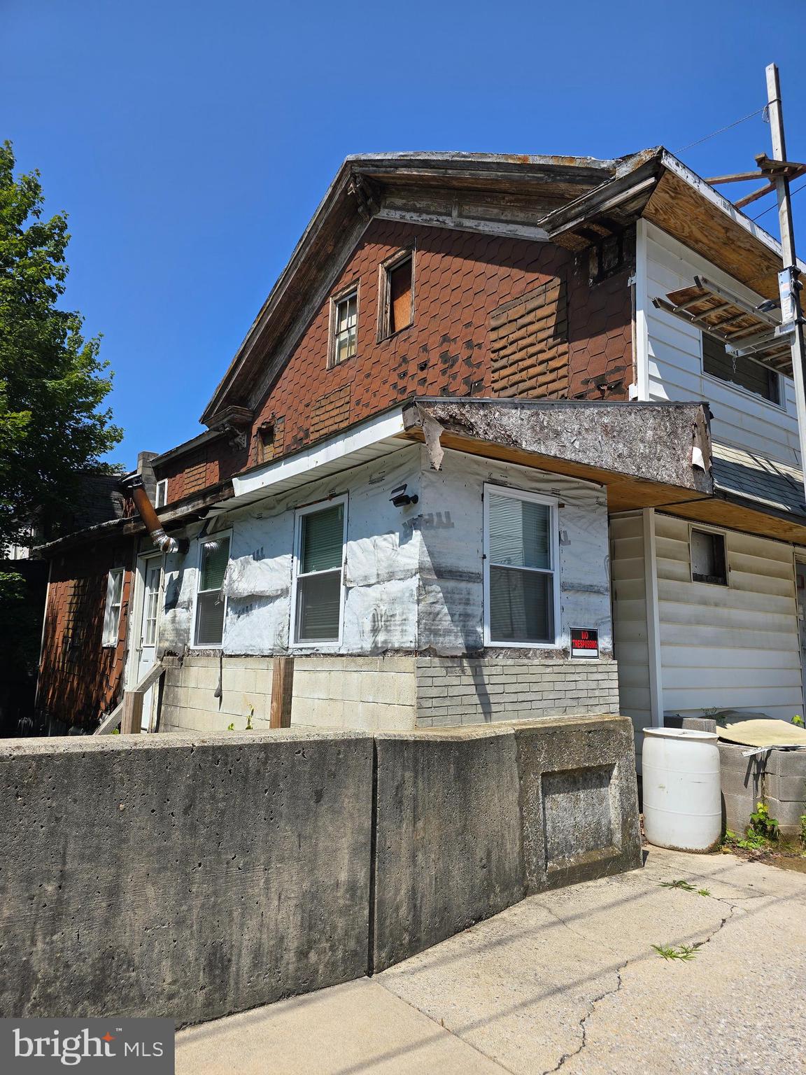 101 Bridge Street Mahanoy Plane, PA 17949 - Photo 2 of 36