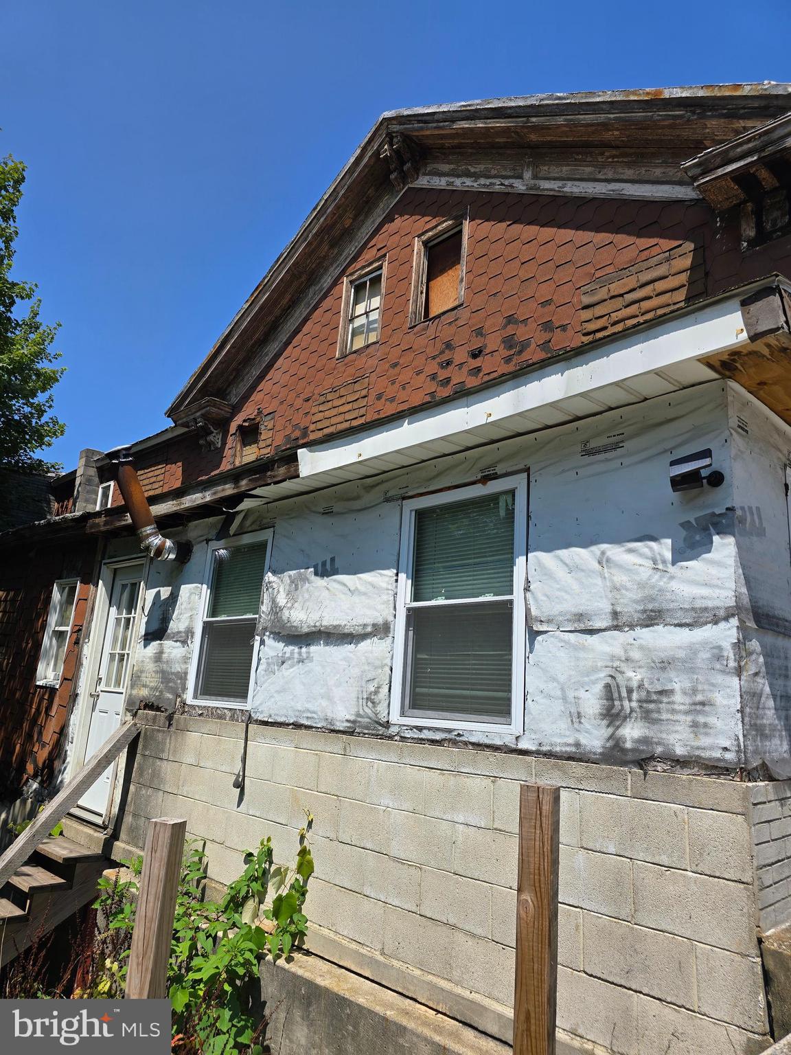 101 Bridge Street Mahanoy Plane, PA 17949 - Photo 4 of 36