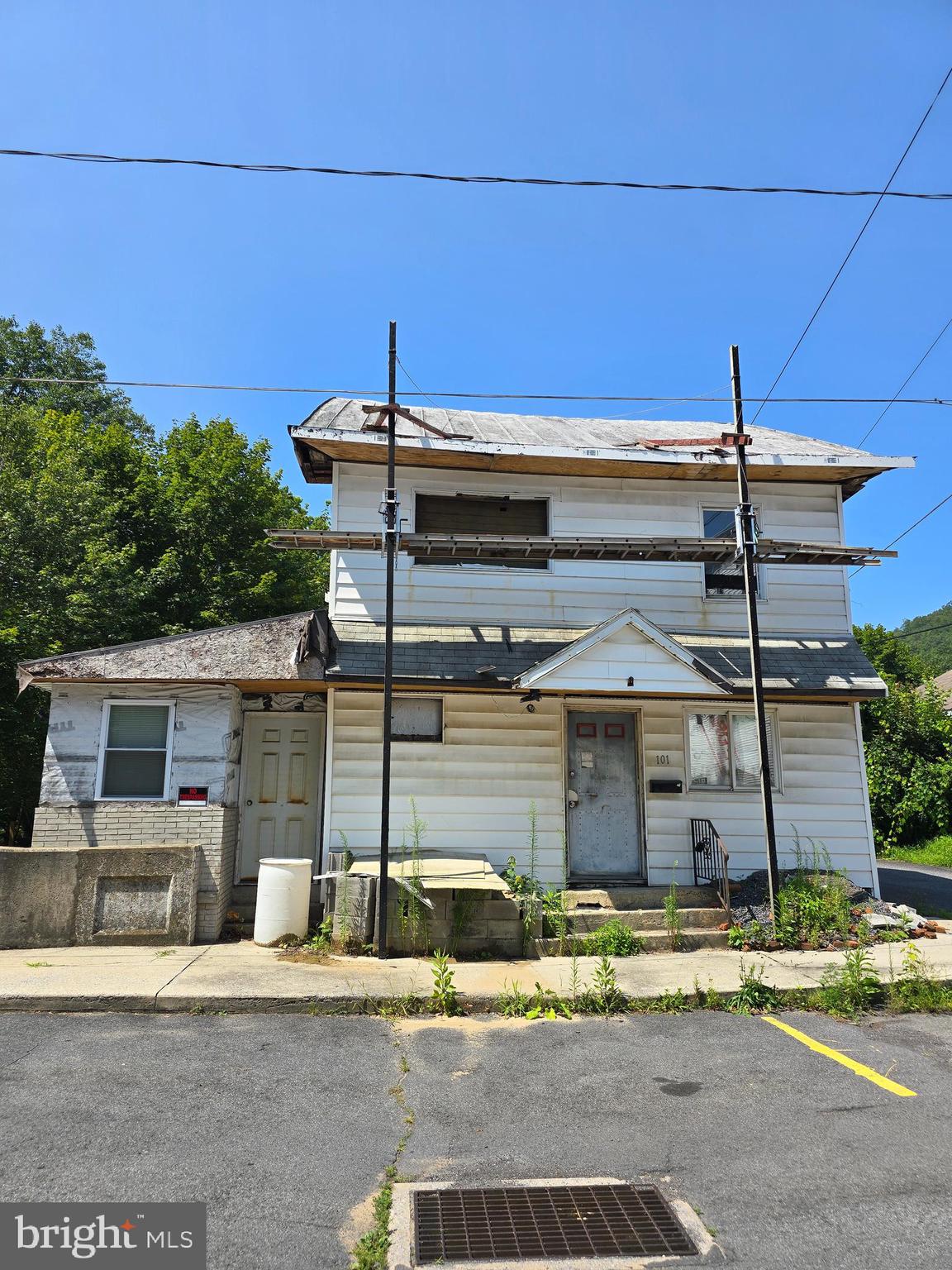 101 Bridge Street Mahanoy Plane, PA 17949 - Photo 8 of 36