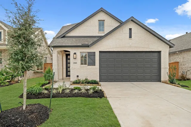 $375,000 | 27015 Golden Isle Lane, Katy, TX 77493