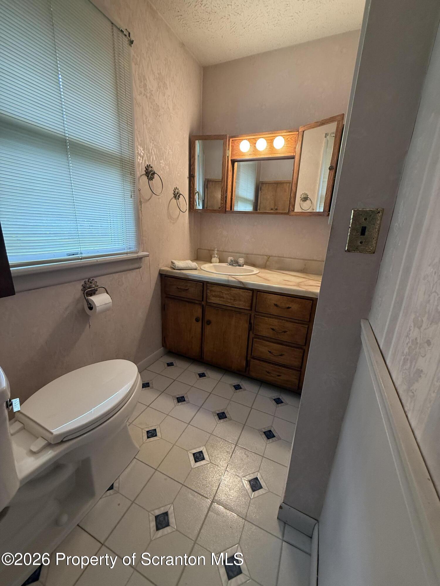 739 Cortez Road Lake Ariel, PA 18436 - Photo 15 of 27 Primary Bathroom