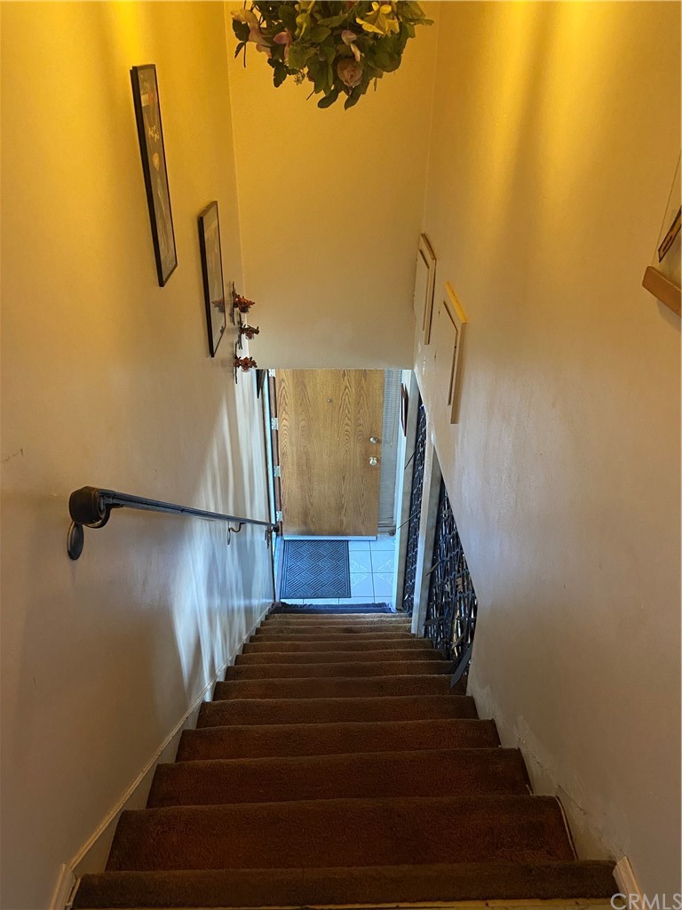 710 West Spruce Avenue Inglewood, CA 90301 - Photo 11 of 33