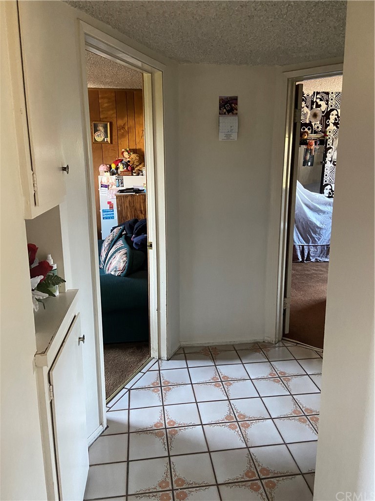 710 West Spruce Avenue Inglewood, CA 90301 - Photo 12 of 33