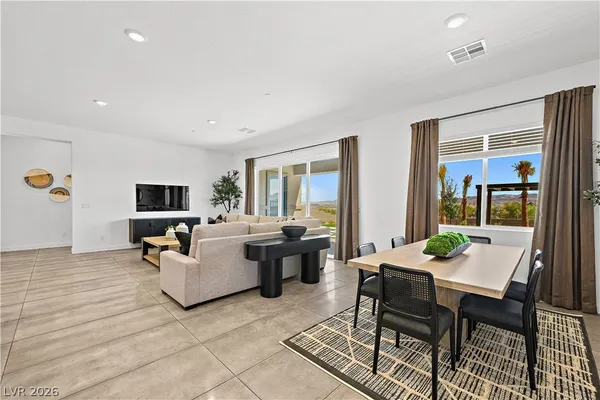 $939,700 | 238 Bellevue Grv Avenue, Henderson, NV 89015