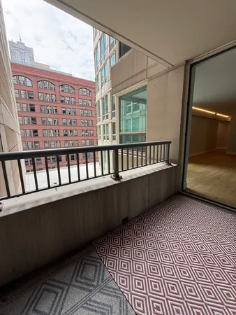 a view of empty room with windows