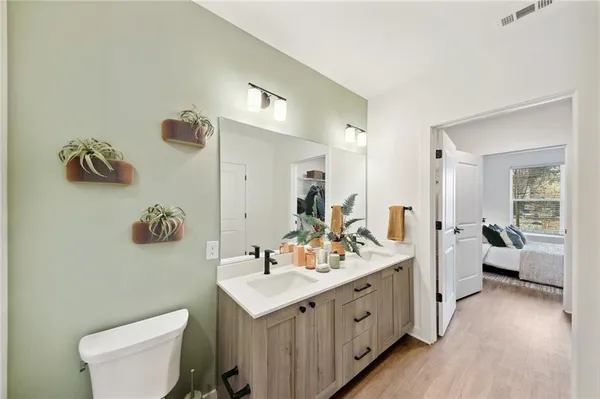 $2,100 | 2945 Cumberland Mall, Unit T1045, Atlanta, GA 30339