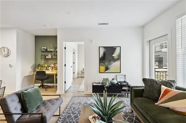 $2,100 | 2945 Cumberland Mall, Unit T1045, Atlanta, GA 30339
