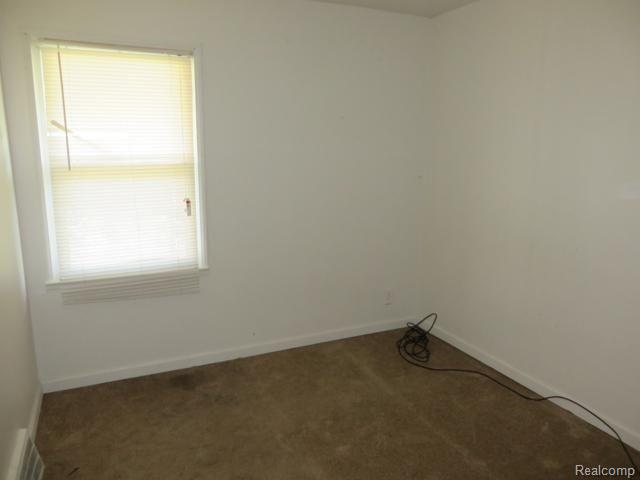 20122 Moross Road Detroit, MI 48224 - Photo 11 of 13