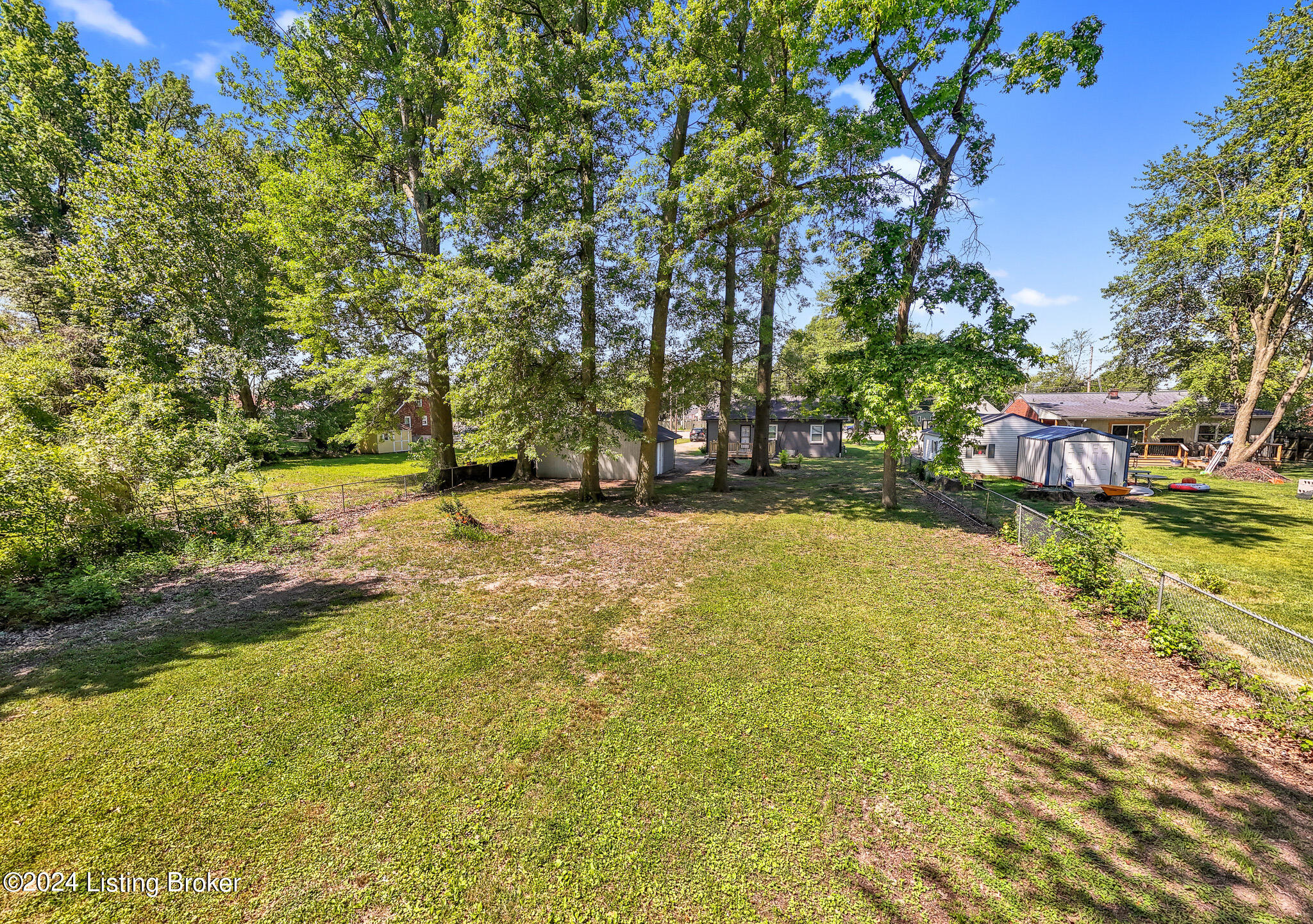 5067 Poplar Level Road Louisville, KY 40219 - Photo 33 of 34 DJI_20240611112258_0062_D