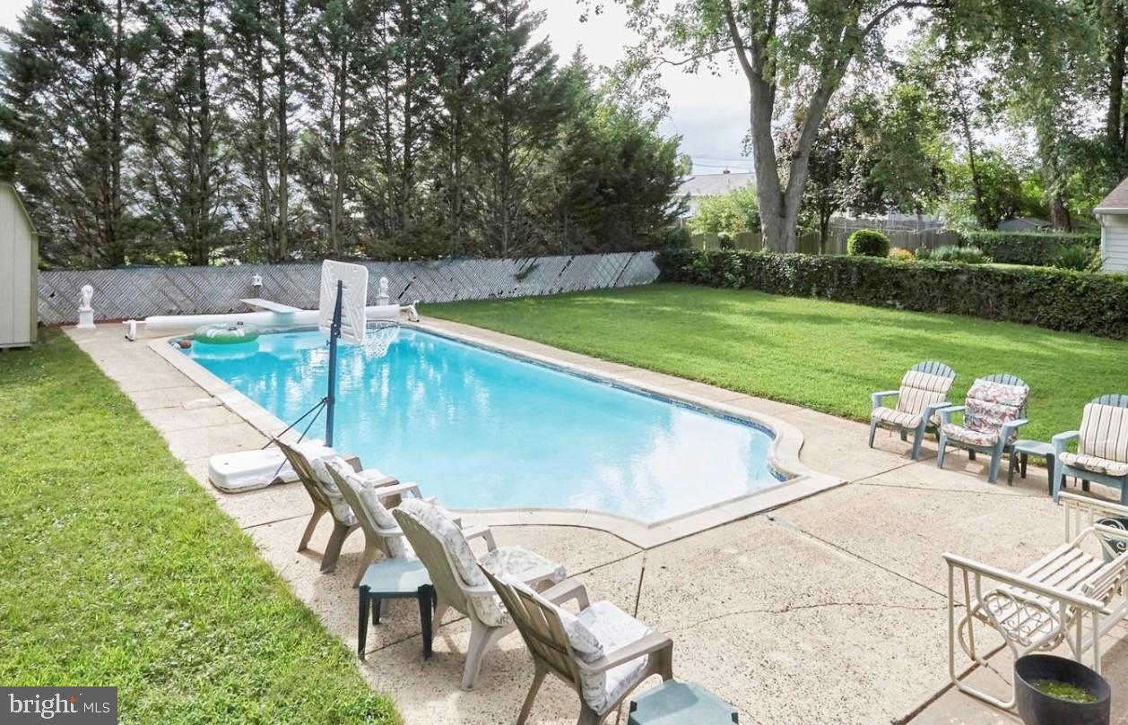 2413 Beverly Road Cinnaminson, NJ 08077 - Photo 2 of 27 Back Yard