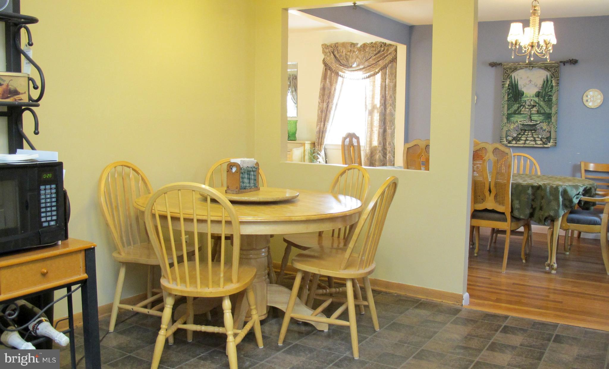 2413 Beverly Road Cinnaminson, NJ 08077 - Photo 9 of 27 Breakfast Nook