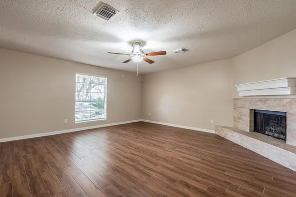 $2,125 | 1007 Cascade Creek Drive, Katy, TX 77450
