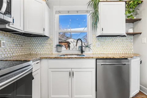 $750,000 | 4975 Knox Court, Denver, CO 80221