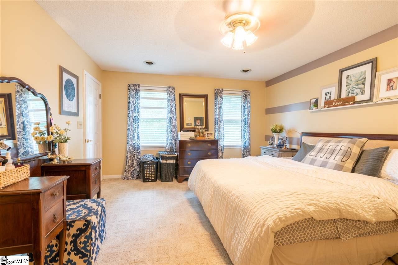 218 Foxhound Road Simpsonville, SC 29680 - Photo 28 of 35 Gallery Image 28