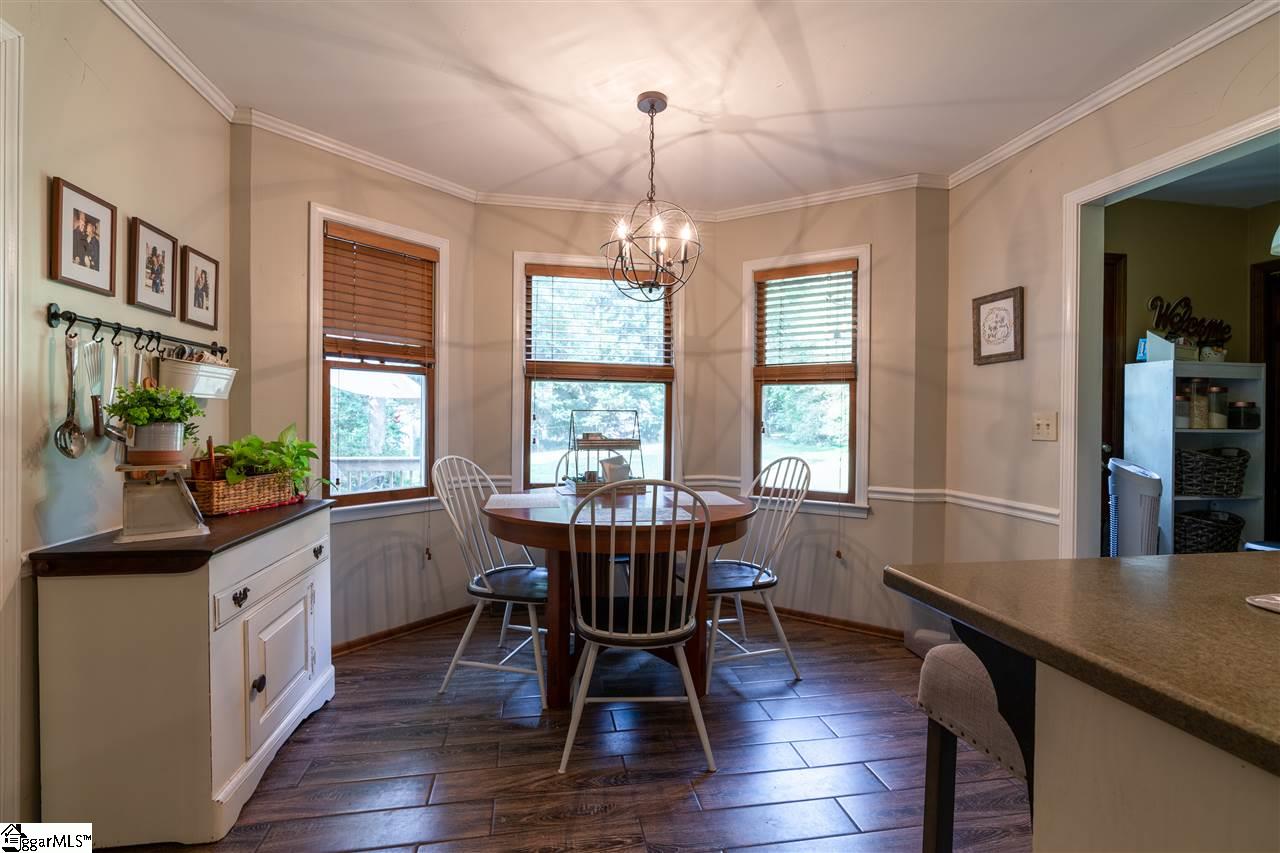 218 Foxhound Road Simpsonville, SC 29680 - Photo 8 of 35 Gallery Image 8