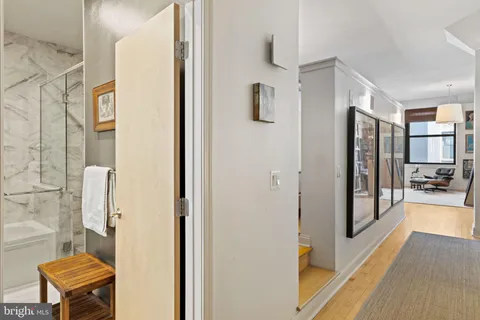 $285,000 | 1100 South Broad Street, Unit 415C, Philadelphia, PA 19146