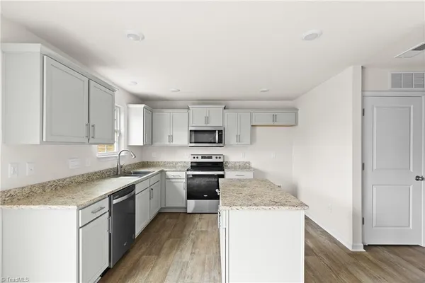 $370,000 | 310 Beresford Way, Greensboro, NC 27405
