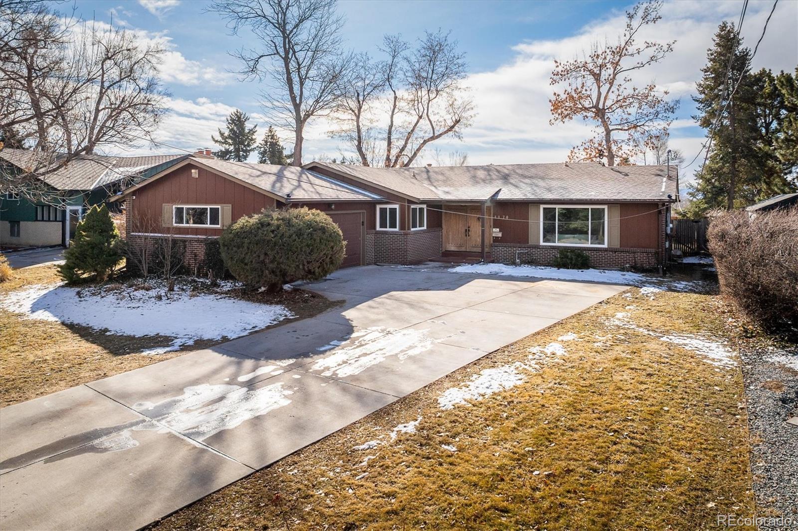 4470 West Lakeridge Road Denver, CO 80219 - Photo 1 of 40 Gallery Image 1