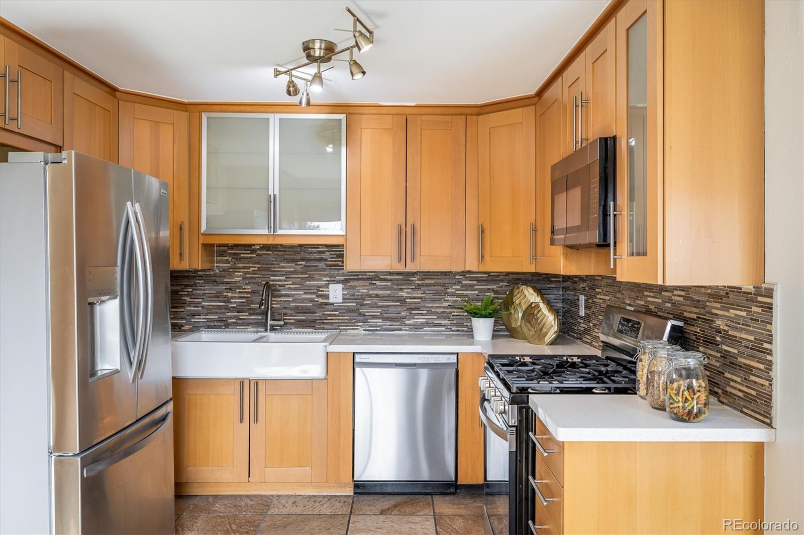 4470 West Lakeridge Road Denver, CO 80219 - Photo 11 of 40 Gallery Image 11
