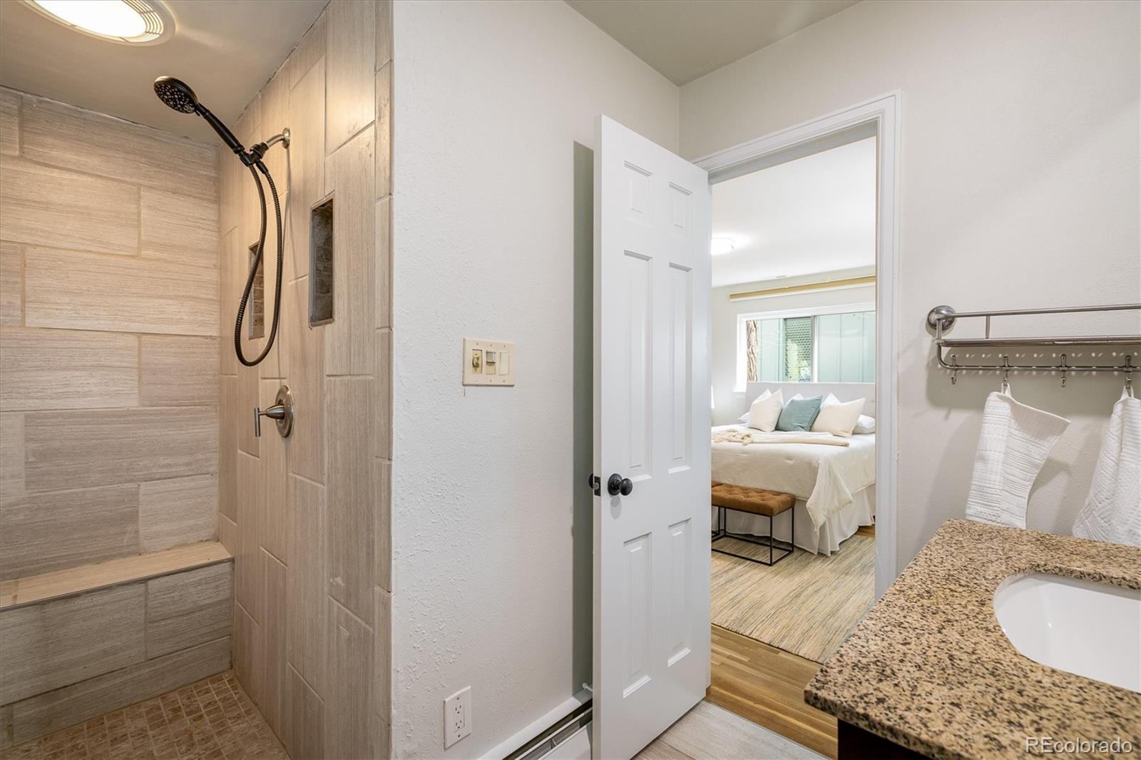 4470 West Lakeridge Road Denver, CO 80219 - Photo 19 of 40 Gallery Image 19