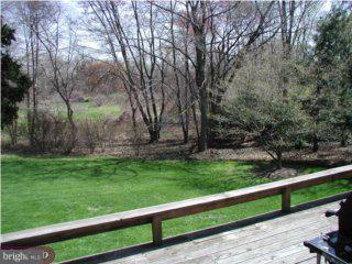 25 Melville Road Princeton Junction, NJ 08550 - Photo 4 of 6