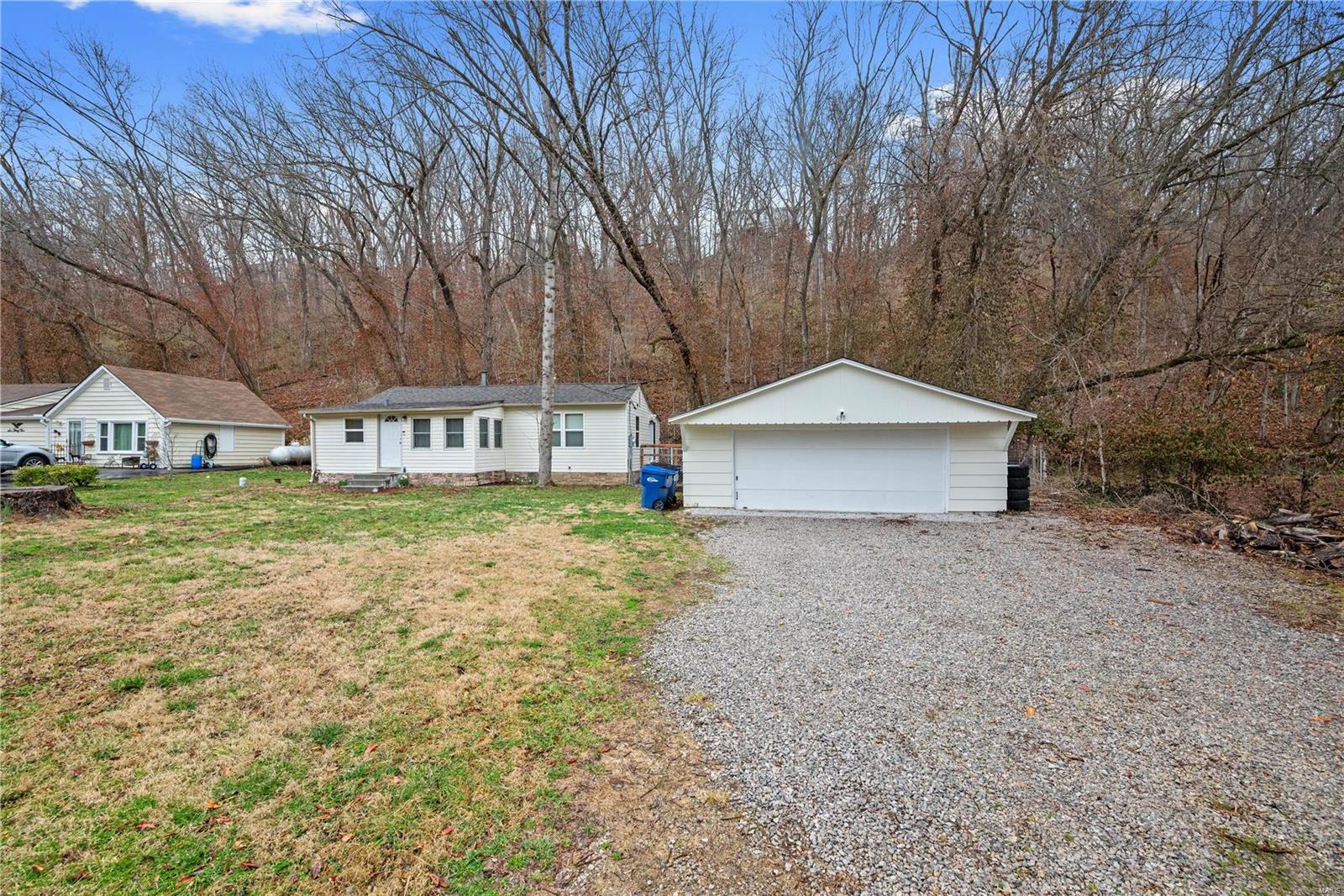 633 Sontag Road Ballwin, MO 63021 - Photo 3 of 22 Gallery Image 3