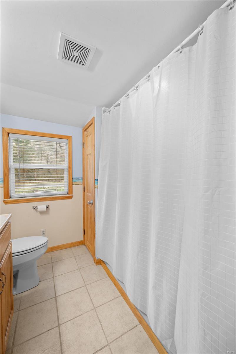 633 Sontag Road Ballwin, MO 63021 - Photo 7 of 22 Gallery Image 7