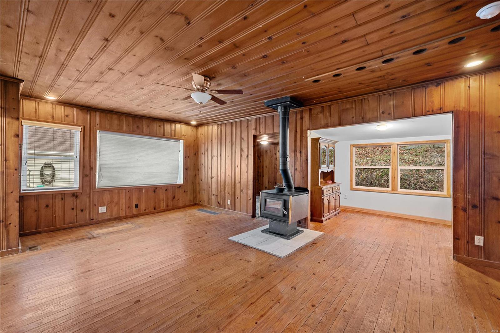 633 Sontag Road Ballwin, MO 63021 - Photo 9 of 22 Gallery Image 9