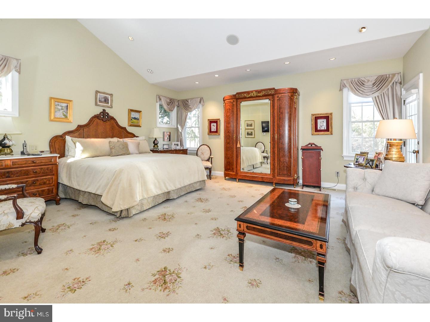 3174 Manor Road Huntingdon Valley, PA 19006 - Photo 13 of 25