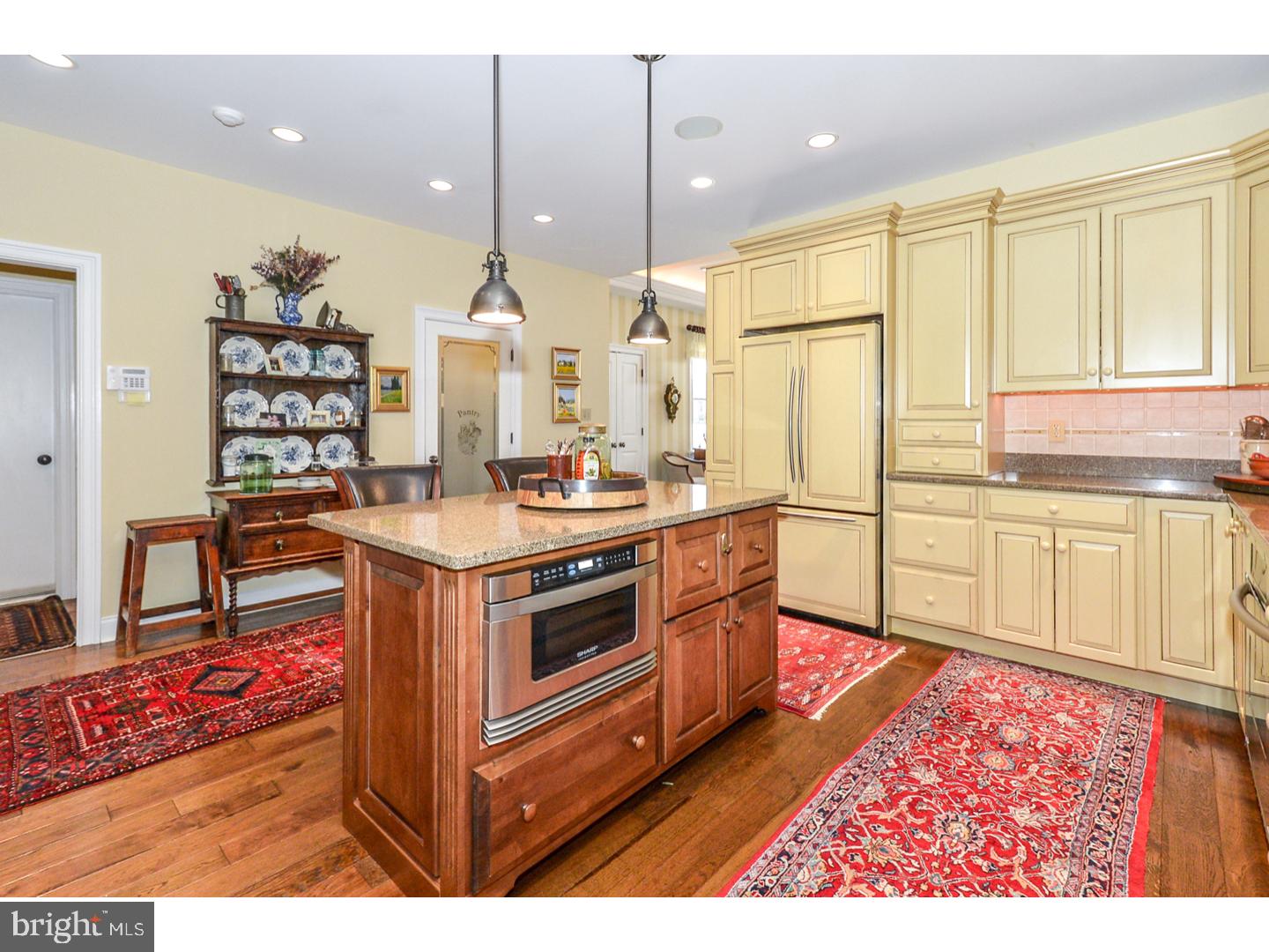 3174 Manor Road Huntingdon Valley, PA 19006 - Photo 6 of 25
