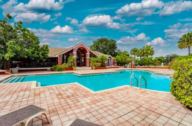 $2,500 | 10265 Gandy Boulevard North, Unit 1002(FURNISHED), St. Petersburg, FL 33702