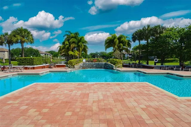 $2,500 | 10265 Gandy Boulevard North, Unit 1002(FURNISHED), St. Petersburg, FL 33702