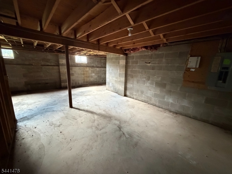 124 Perryville Road Pittstown, NJ 08867 - Photo 22 of 41
