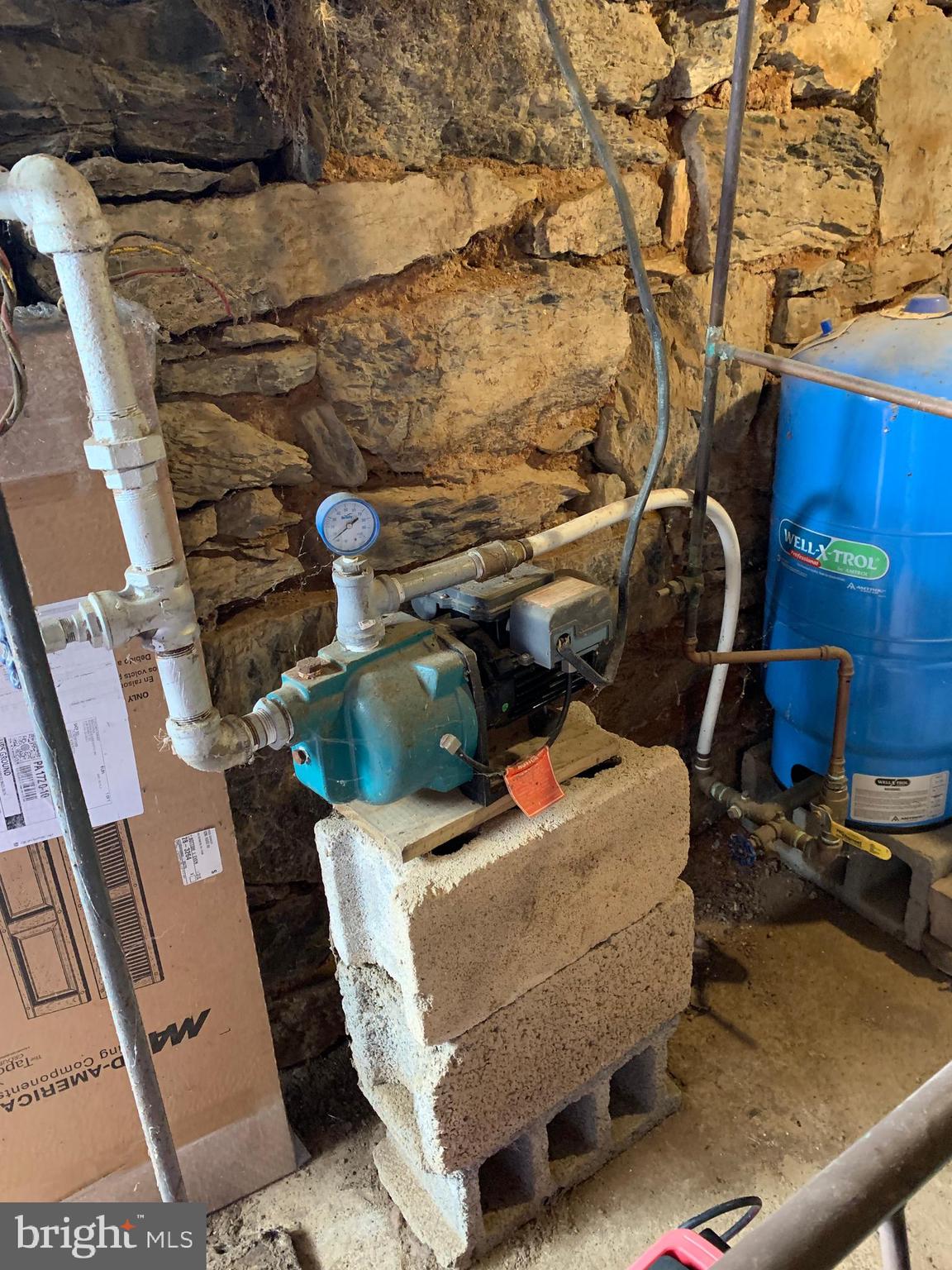 15296 Ridge Road Waynesboro, PA 17268 - Photo 33 of 35 Pump for Cistern