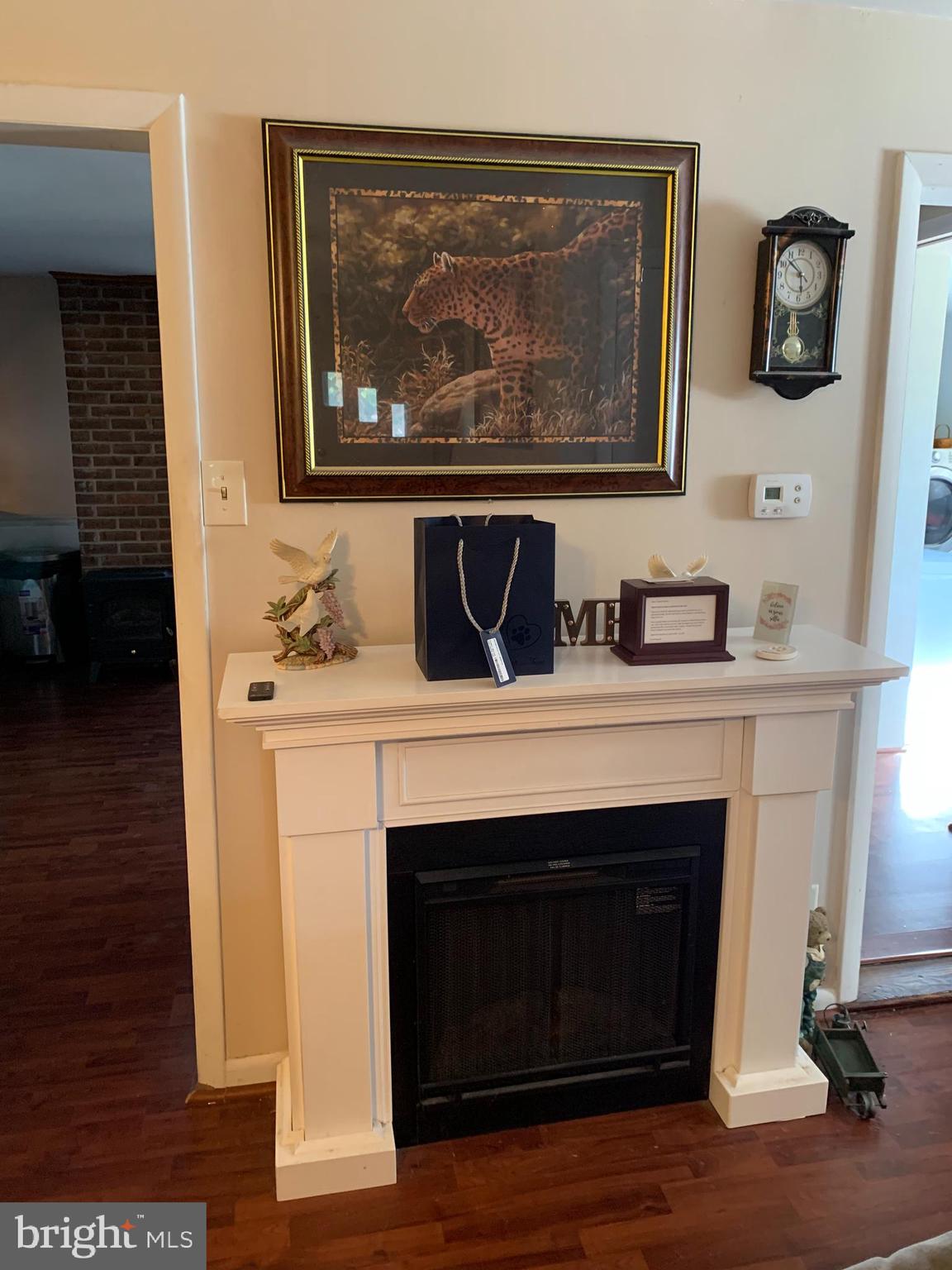 15296 Ridge Road Waynesboro, PA 17268 - Photo 7 of 35 Lining Room