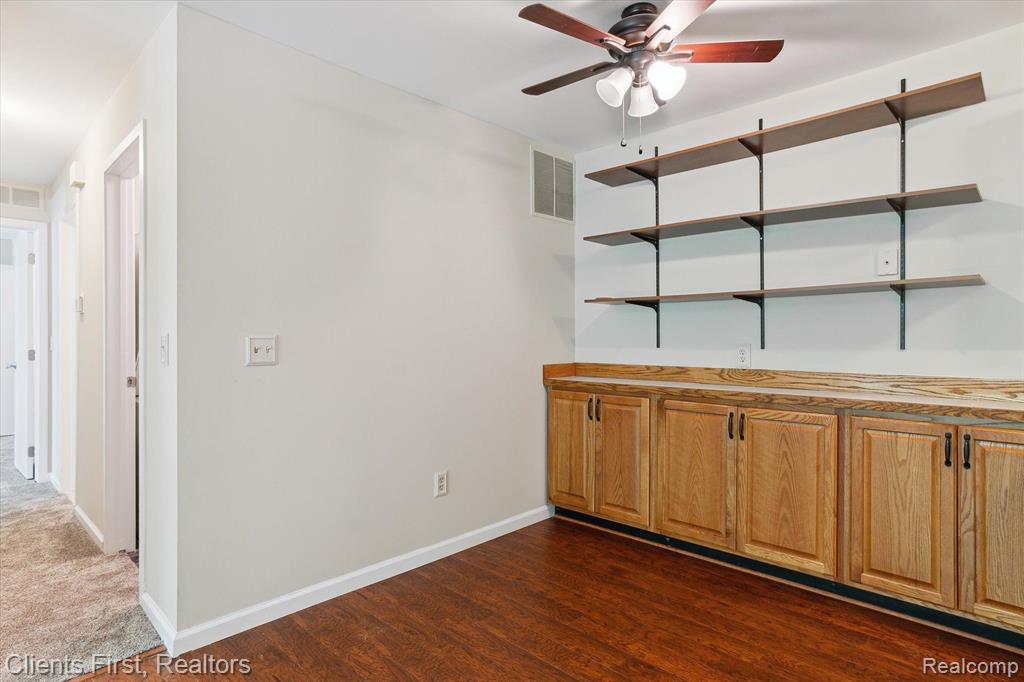 24050 Middlebelt Road, Unit 3 Farmington Hills, MI 48336 - Photo 25 of 28