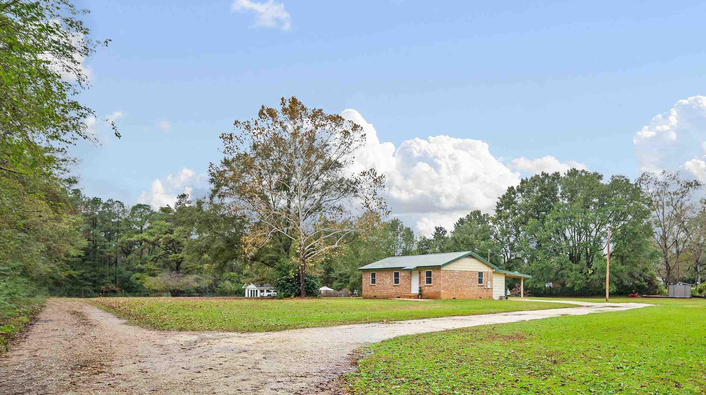 43275 Brown Road Bay Minette, AL 36507 - Photo 20 of 26 Yard