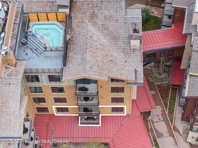 $3,150,000 | 3335 West Villlage Drive, Unit 201/203, Teton Village, WY 83025