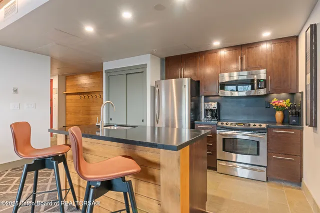 $3,150,000 | 3335 West Villlage Drive, Unit 201/203, Teton Village, WY 83025
