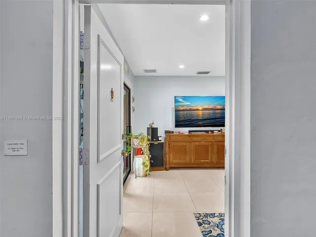 $359,000 | 120 Cypress Club Drive, Unit 202, Pompano Beach, FL 33060