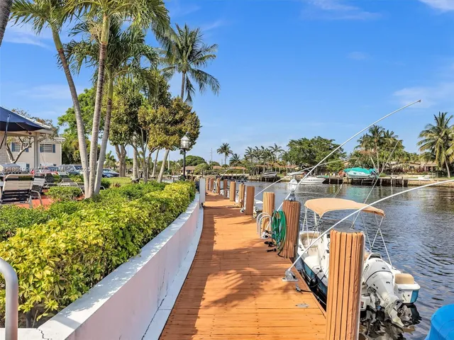 $359,000 | 120 Cypress Club Drive, Unit 202, Pompano Beach, FL 33060