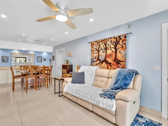 $359,000 | 120 Cypress Club Drive, Unit 202, Pompano Beach, FL 33060