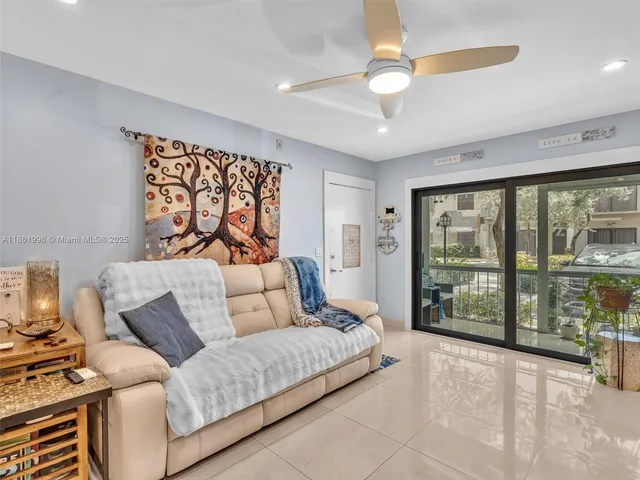 $359,000 | 120 Cypress Club Drive, Unit 202, Pompano Beach, FL 33060