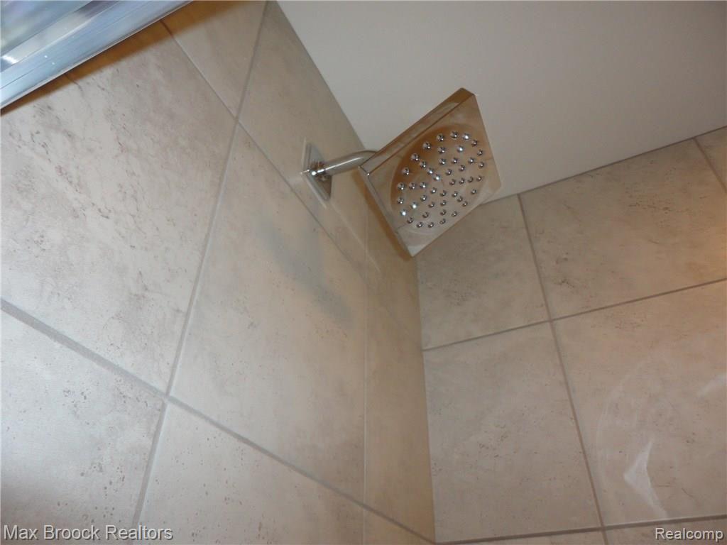 2912 Glenbar Circle, Unit 91 Rochester, MI 48307 - Photo 29 of 40