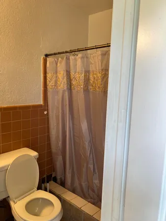 $1,000 | 151 Northwest 31st Avenue, Lauderhill, FL 33311